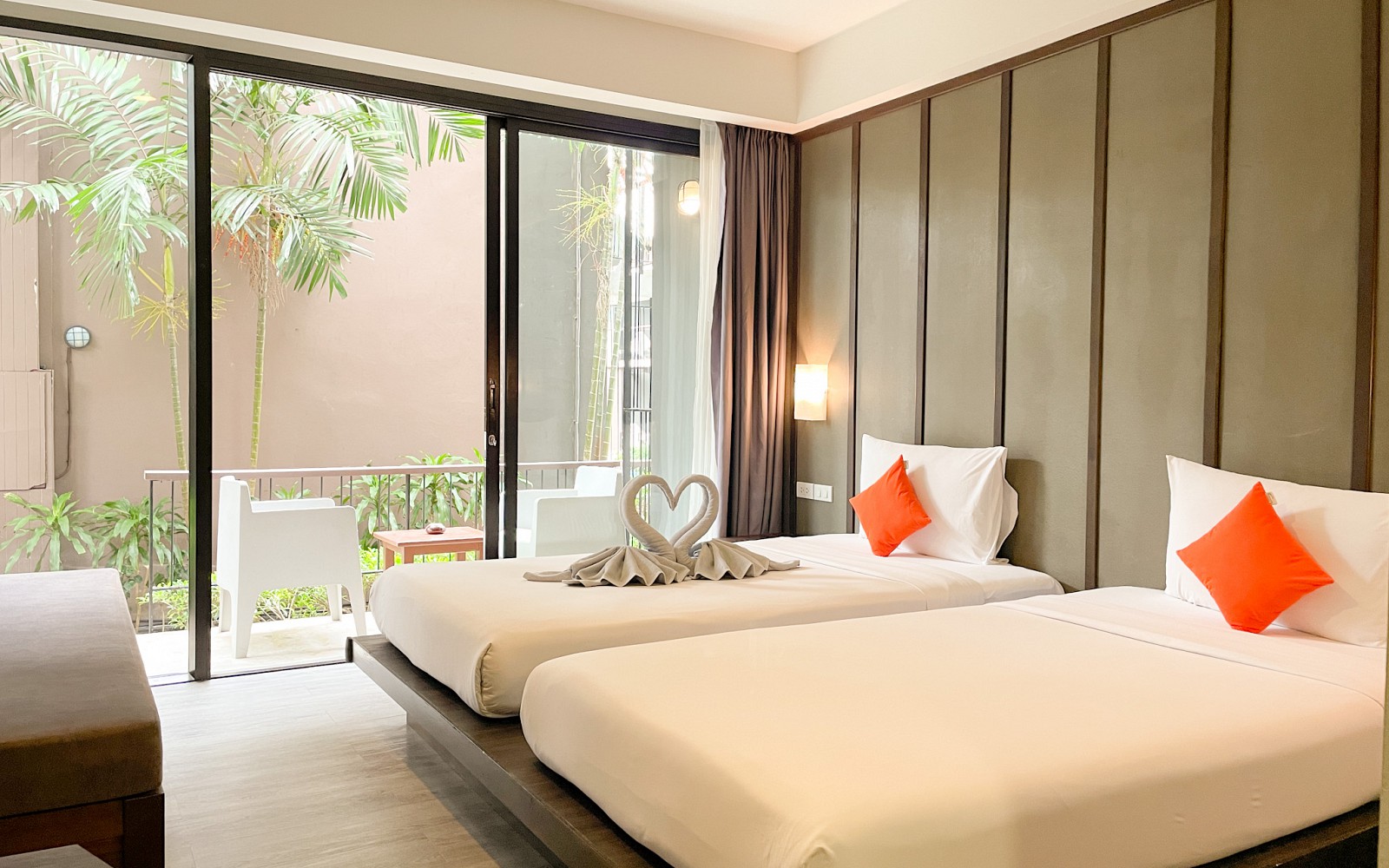 La Lune Beach Resort